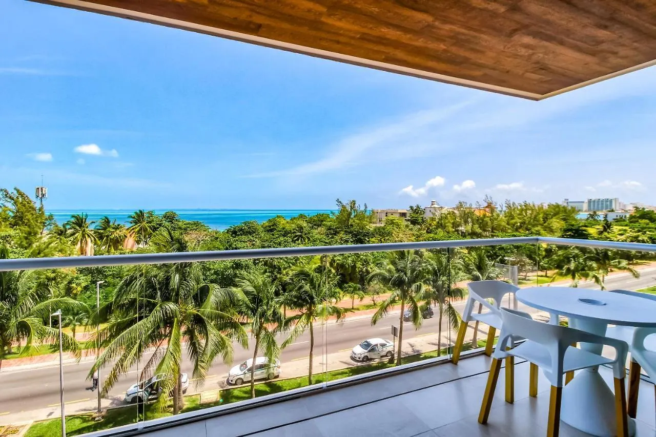 Blue Sky At Takh 503 Apartment Cancun
